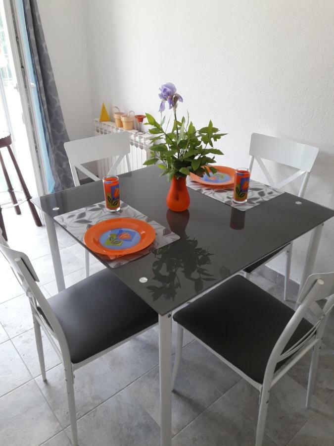Ferienwohnung Pauli Kaštela Exterior foto